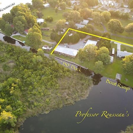 Appartamento Professor Rousseau'S Manatee Bay Crystal River Esterno foto